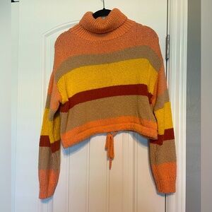 Cropped sweater with tie waist